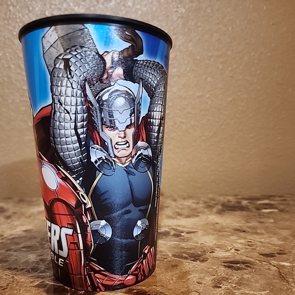 Marvel Avengers Drinking Cup Plastic Hulk Iron Man Captain America Thor Cup - Picture 4 of 6